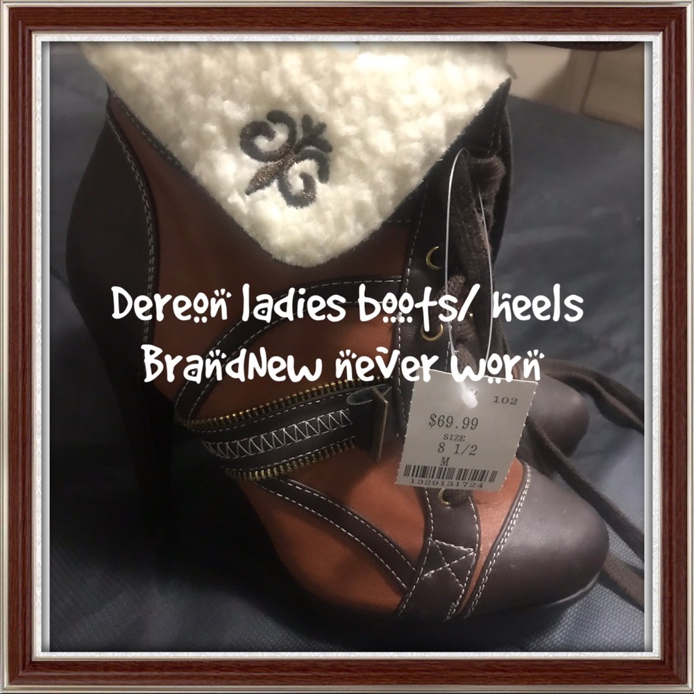 Dereon boots
